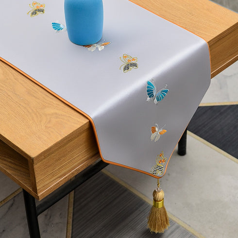 Hot Modern Luxury Table Runners with Tassel Polyester, with Feature Pattern for Wedding Home Decoration.
